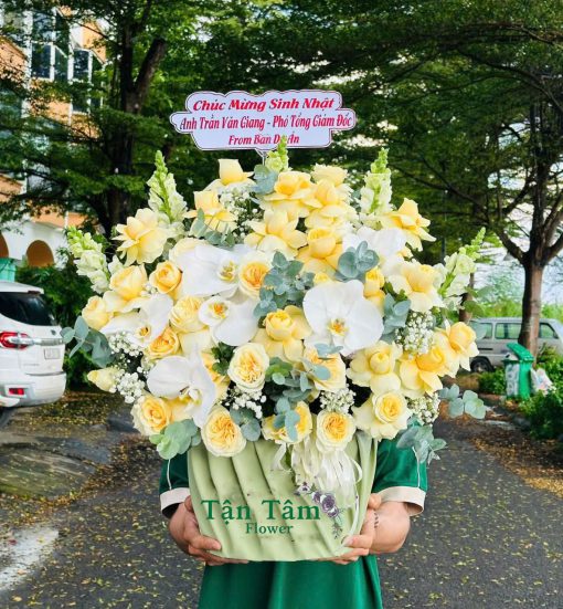 Giỏ hoa tươi Flowers2Home 004