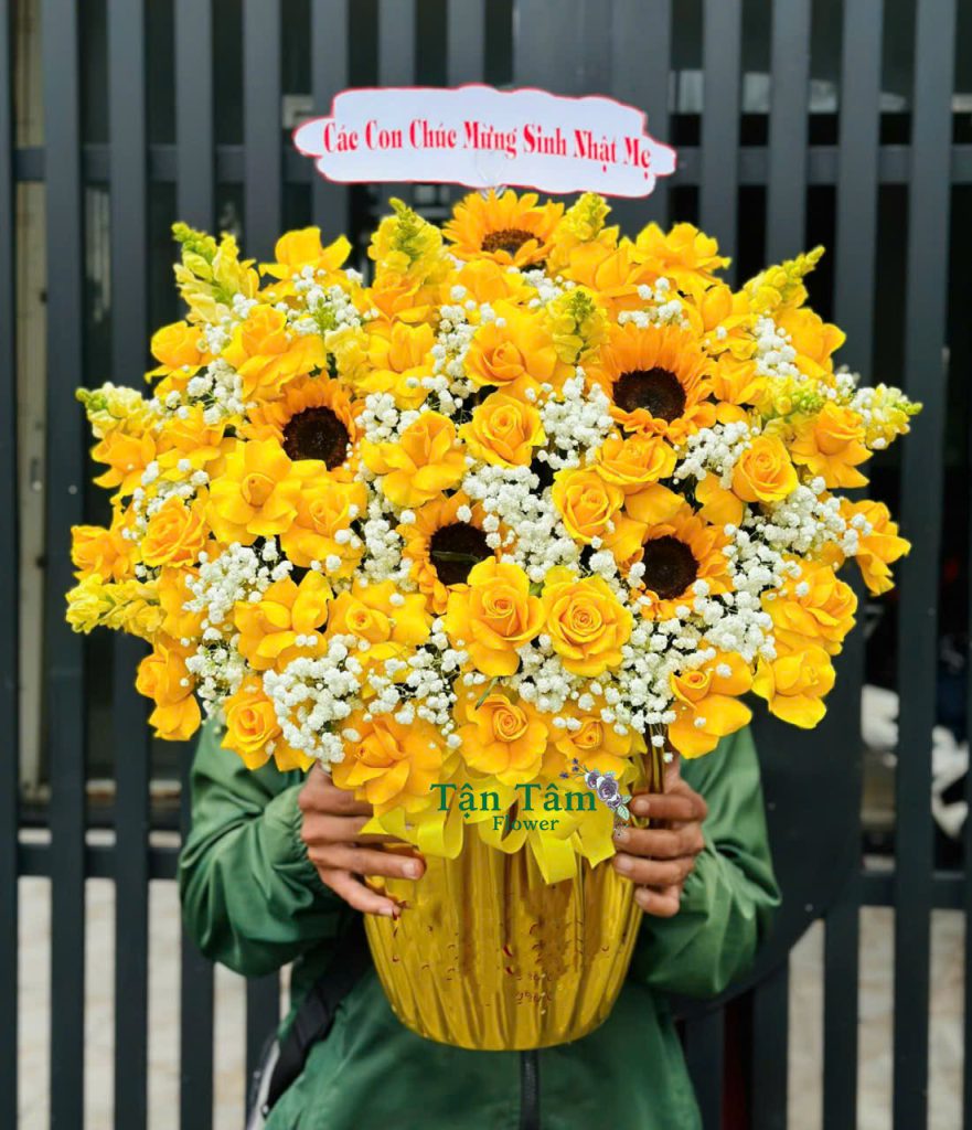 Giỏ hoa tươi Flowers2Home 011