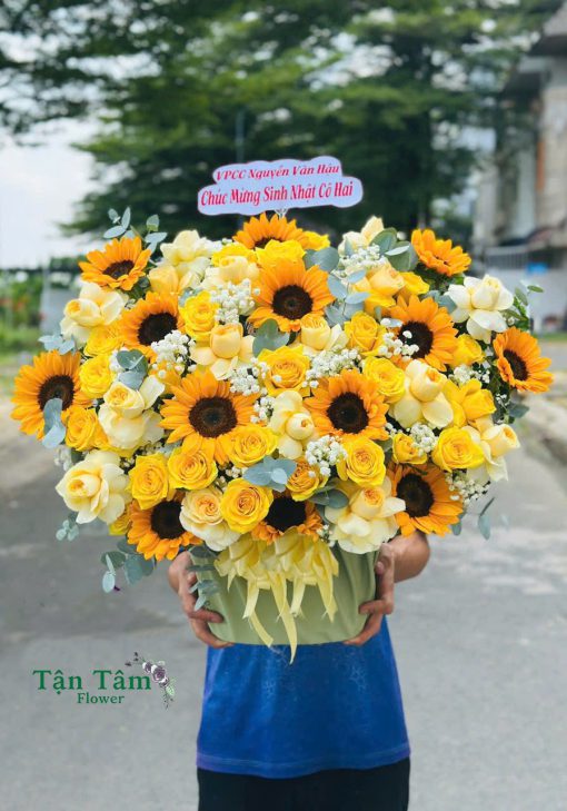 Giỏ hoa tươi Flowers2Home 017