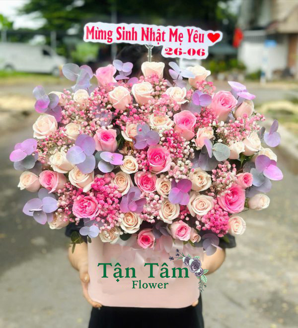 Lẵng hoa tươi Flowers2Home 005