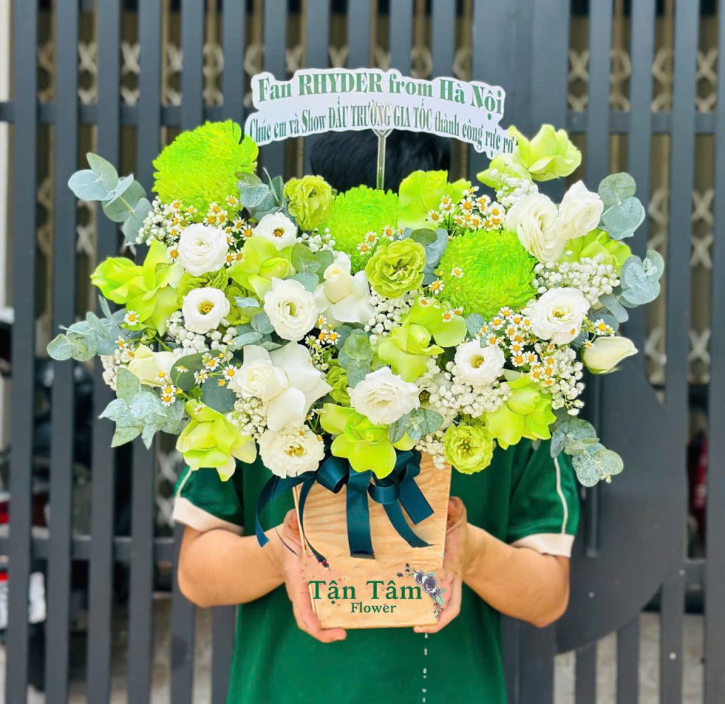 Lẵng hoa tươi Flowers2Home 023