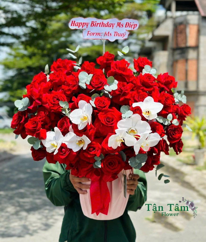 Lẵng hoa tươi Flowers2Home 027