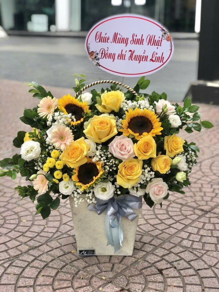 Lẵng hoa tươi Flowers2Home 028